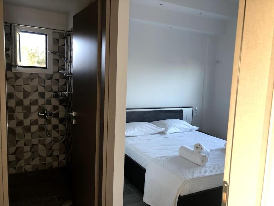 Apartamento Eleni Kokkinos Pirgos Exterior foto